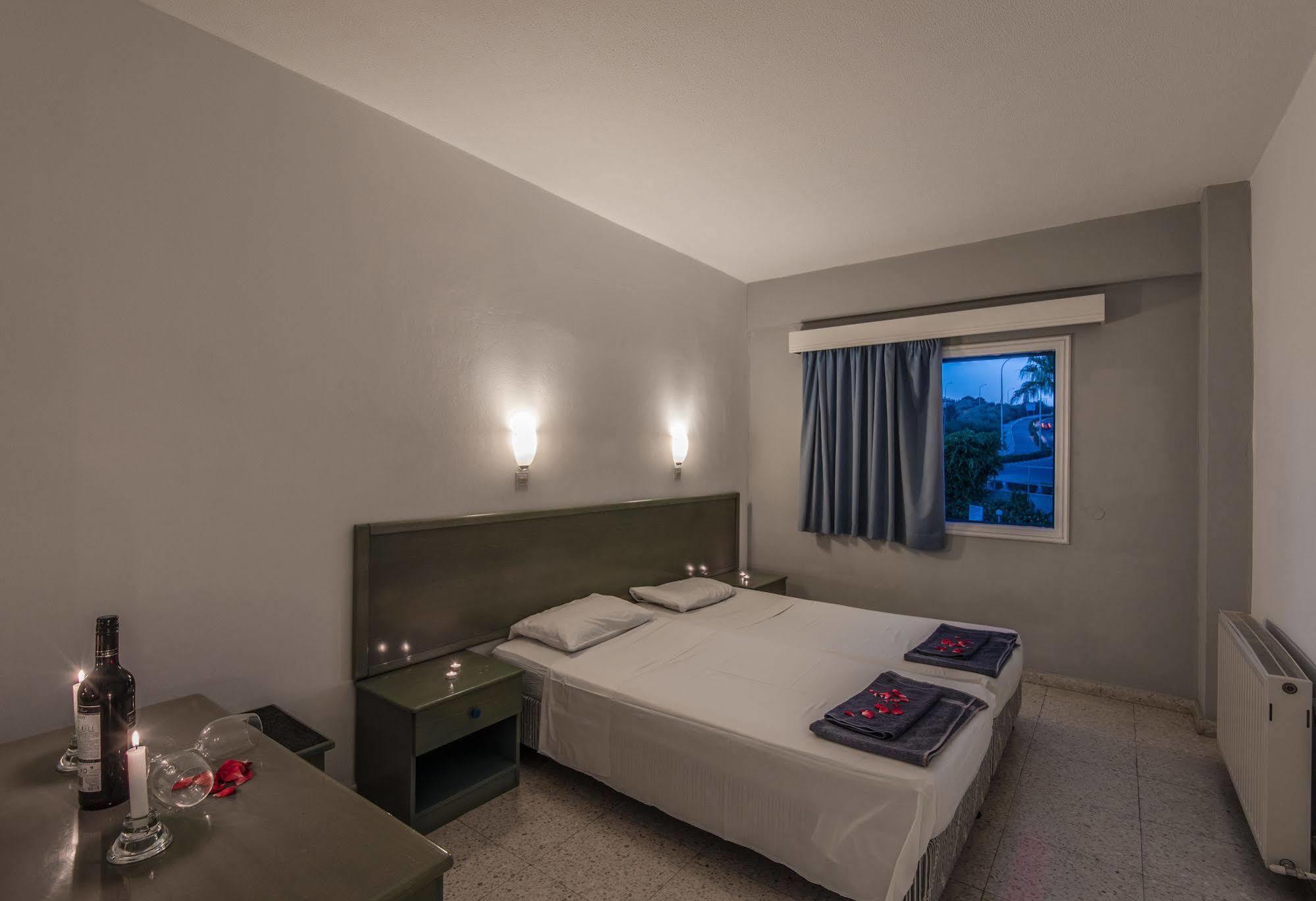 Cordelia Hotel Apartments Айя-Напа Екстер'єр фото
